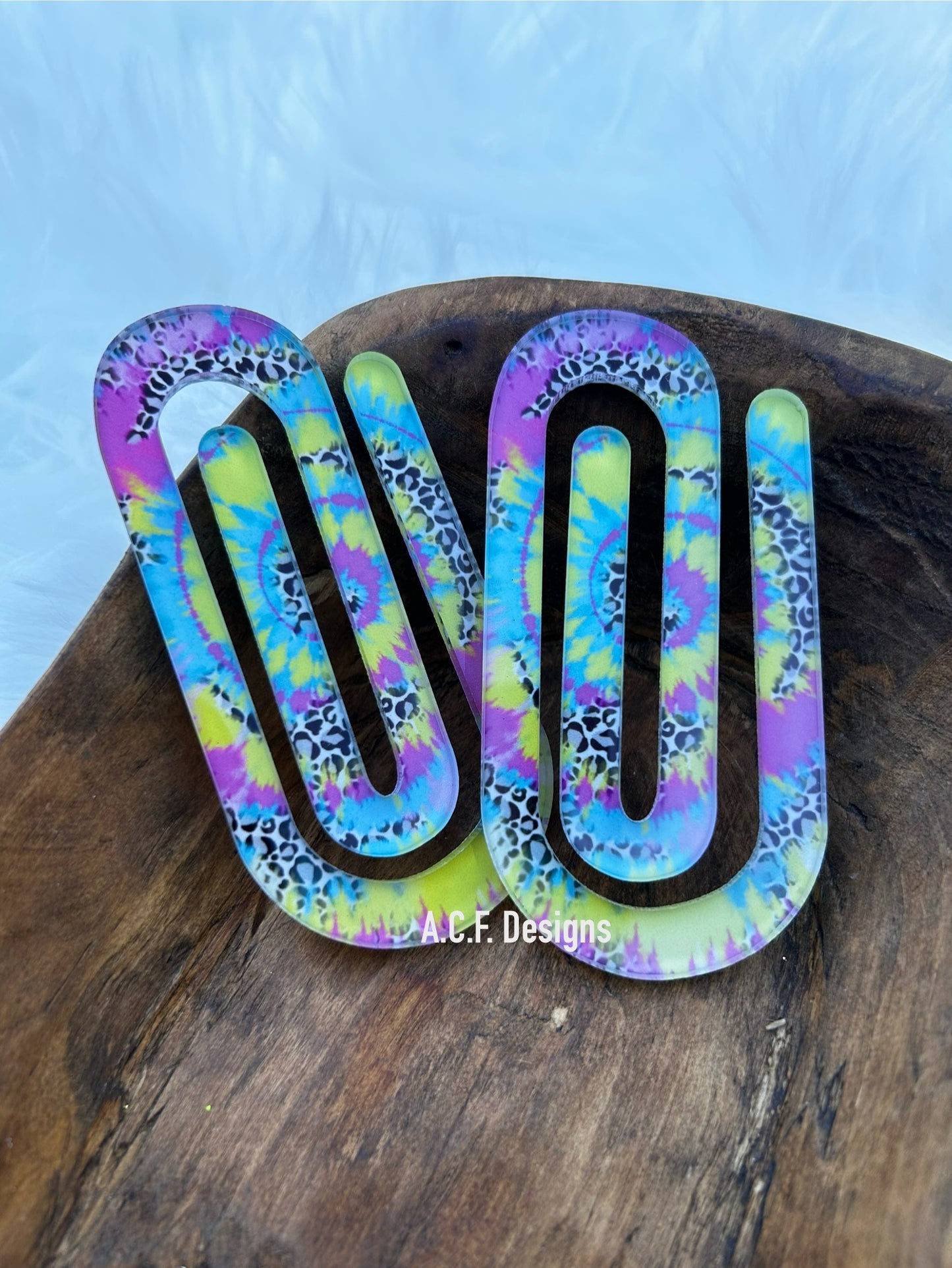 Tie Dye Paperclip