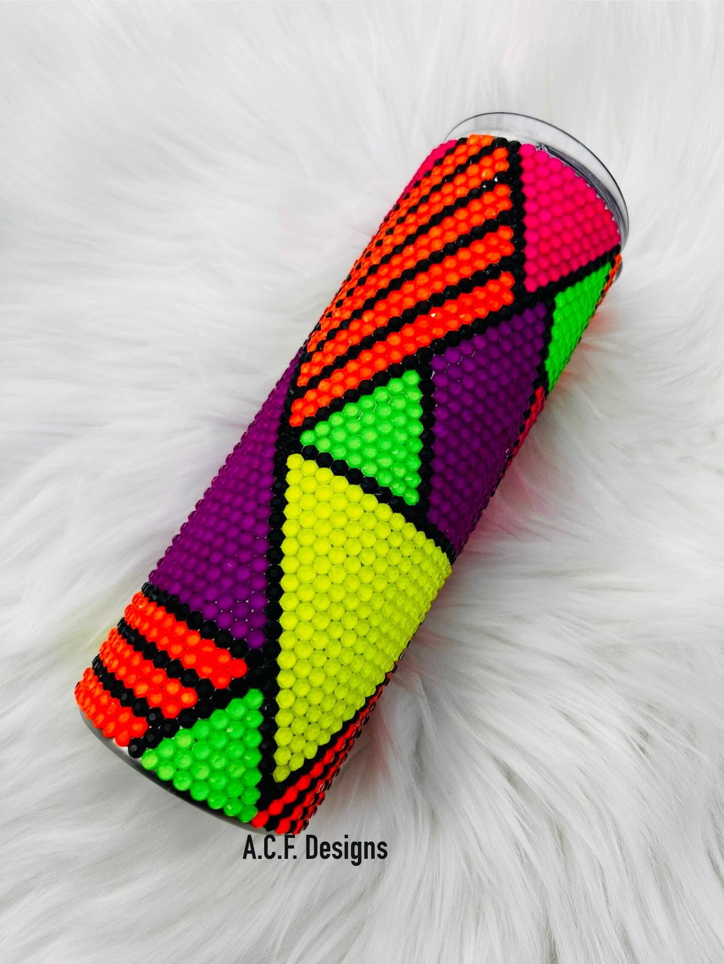 Rhinestone Neon Triangles - 20 oz Skinny